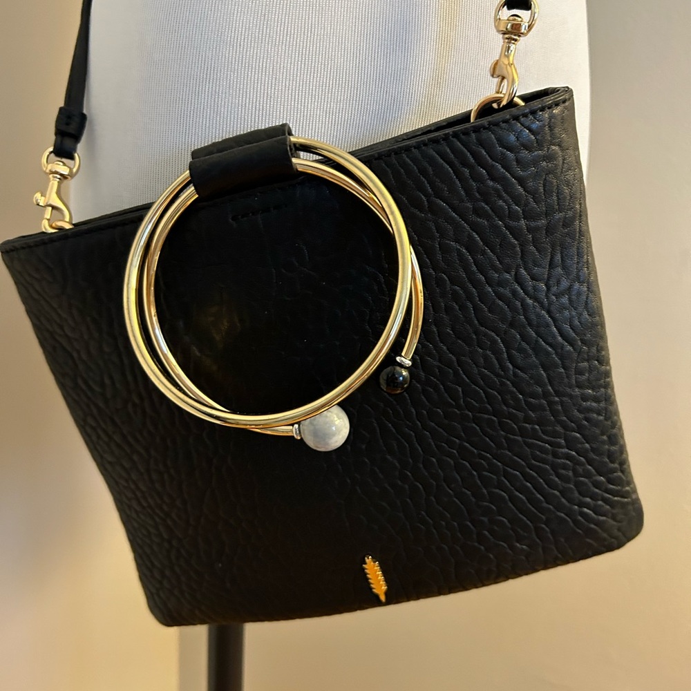 Thacker New York crossbody. Black